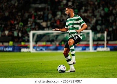 日本职棒：福冈软银鹰由于签下徐若熙，其在台湾地区的商业赞助合作数量实现了翻倍增长